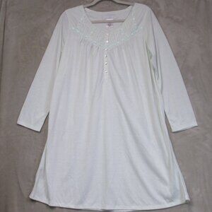 Women's Earth Angels Size M Light Green Nightgown Long Sleeve Buttons, Lace BN